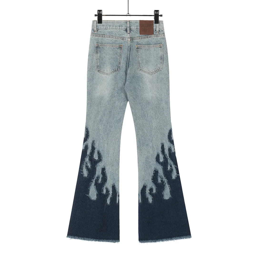 #8019 P250💰 GALLERY DEPT. Denim splicing flames🔥flare pants washed and distressed spliced jeans -Original purchase and pattern making to truly restore the ultimate vintage texture -Original hardware accessories, washed and other elevators, QR code analysis are all purchased from the original factory, with high degree of restoration, you are welcome to compare with a certain product ~ -Three-dimensional version Loose and comfortable, not picky about the figure, taller and slimmer, factory Seiko, original factory quality control, same style for men and women, can be matched with couples Versatile recommendation: must-have jeans for all seasons Color: blue Size: S-XXL (28-36)